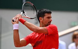 Nadal và Djokovic thẳng tiến vào vòng 4 Pháp mở rộng