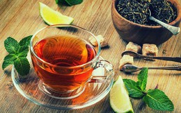 Điều gì xảy ra với lượng đường trong máu khi bạn uống trà? Trà nóng tưởng chừng có lợi nhưng lại gây hại cho sức khỏe đến không ngờ nếu dùng không đúng