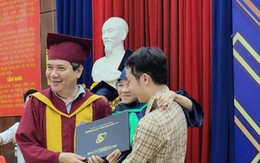 Nữ sinh 'xương thủy tinh' tốt nghiệp đại học Công nghệ với tấm bằng loại Giỏi