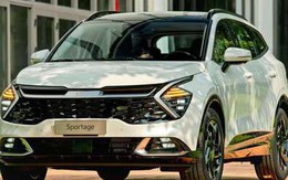 Ảnh thực tế Kia Sportage 2022 tại Việt Nam: Giá chốt từ 899 triệu đồng, 8 phiên bản, lắp ráp trong nước, đắt hơn hẳn Hyundai Tucson