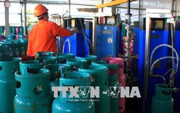 Giá gas tiếp tục giảm tháng thứ ba liên tiếp