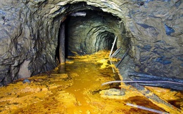 Bí mật lộ ra từ mỏ vàng bỏ hoang ở Mỹ: Hơn 200 người đang săn thứ vô cùng đắt giá!