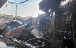 Cháy chợ Đọ ở thành phố Bắc Ninh, thiêu rụi nhiều gian hàng