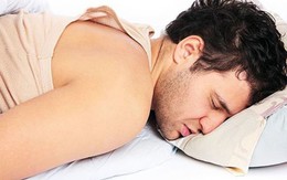 1 thói quen trước khi đi ngủ thường gặp ở nam giới, làm tăng nguy cơ khiến gan hỏng sớm, ung thư rình rập