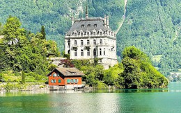 Ngôi làng nhỏ dân số chỉ khoảng 400 người, đẹp nức tiếng ở Thuỵ Sĩ được ví là “siêu thực”