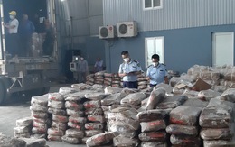 Bắt giữ 3 xe container chở hơn 86 tấn thịt bò, ngựa,... từ Cao Bằng về xuôi tiêu thụ