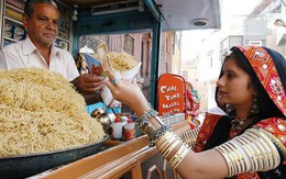 Món ăn vặt  trở thành thương hiệu ẩm thực của Ấn Độ và lan tỏa khắp thế giới