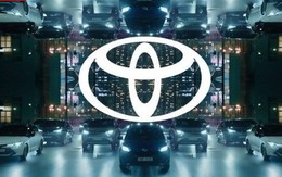 Tại sao Toyota, nhà sản xuất ô tô lớn nhất thế giới, từ chối chuyển hoàn toàn sang xe điện?