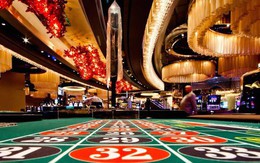 Trình Bộ Chính trị đề xuất kéo dài việc thí điểm cho người Việt chơi casino