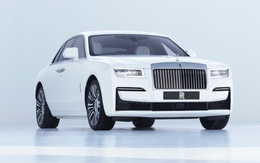 Kinh tế toàn cầu u ám, xe sang Rolls-Royce vẫn bán ào ào