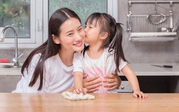 Giáp Tết, bố mẹ nhất định phải dạy con làm ĐIỀU NÀY: Trẻ vừa tự lập, có tinh thần trách nhiệm, vừa học đủ thứ hay ho