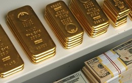 Giá Vàng, USD trụ vững trên 'đỉnh'