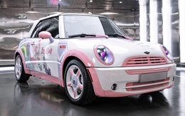 Đoàn Di Băng cho độ MINI Cooper theo phong cách độc lạ tặng con gái: Đèn kiểu Porsche, ghế phụ có màn hình lớn