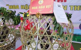 'Hoa hậu vịt' gây sốt ở Lạng Sơn, bán đấu giá 35 triệu đồng