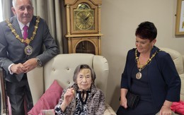 Cụ bà 107 tuổi nhưng vẫn minh mẫn, hài hước: Bí quyết sống thọ tóm gọn trong 4 điều