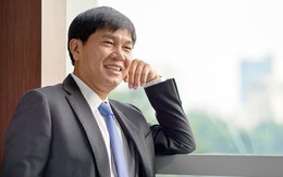 Vợ chồng Chủ tịch Hòa Phát dự kiến "sang tay" cho con trai lượng cổ phiếu trị giá 1.000 tỷ đồng