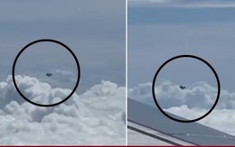 Hành khách trên máy bay ghi lại cận cảnh UFO hình kim cương
