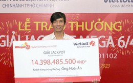 Một người đến từ TP HCM không đeo mặt nạ khi nhận giải Jackpot của Vietlott