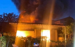 Hà Nội: Xảy ra cháy lớn tại một xưởng sợi ở xã La Phù, huyện Hoài Đức