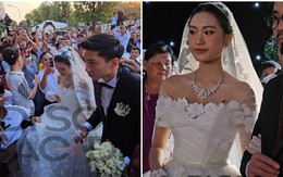 Hot nhất Thái Bình lúc này: Dân làng đổ xô xem đám cưới Đoàn Văn Hậu, visual cô dâu mặc váy cưới sáng bừng