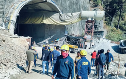 Kỳ tích đến với toàn bộ 40 công nhân trong vụ sập đường hầm Ấn Độ