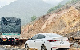 Cận cảnh sạt lở nghiêm trọng trên cao tốc La Sơn - Túy Loan