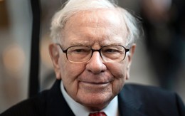 Warren Buffett tích trữ kỷ lục 157 tỷ USD tiền mặt, bán hàng loạt cổ phiếu từng nắm giữ dài hạn: Chuyện gì đang xảy ra?