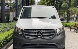 Mercedes-Benz Vito giảm giá còn hơn 1,6 tỷ tại Việt Nam: Dài gần ngang Maybach, dễ độ, cùng phân khúc Carnival