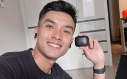 Vì sao Emily Nè và A Síng Đi Đại Hàn lại chuộng tai nghe TWS?