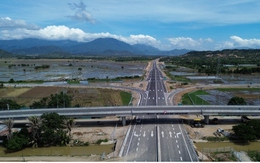 Cận cảnh cao tốc Cam Lâm-Vĩnh Hảo đảm bảo cán đích trước ngày thông xe
