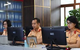 'Siêu biển số' ở Tuyên Quang đấu giá thành công: Có 7 số 2, chốt giá ngang 11 chiếc Camry
