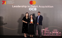 Dẫn đầu thị phần thẻ ghi nợ tại Việt Nam, OCB nhận 2 giải thưởng lớn từ Mastercard