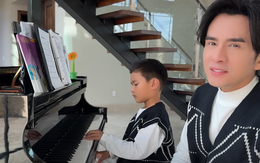 Đan Trường dạy học cho con trai bằng tiếng Anh siêu đáng yêu, ngỡ ngàng và xúc động khi con biết đàn cho ba hát