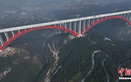 Trung Quốc xây cầu vòm nhịp đôi lớn nhất thế giới