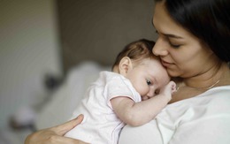 Nghịch lý không tưởng: Với những bà mẹ thu nhập thấp, cảm giác kiệt sức cũng là "điều xa xỉ"