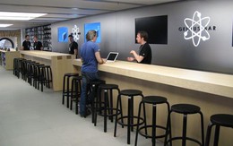 Cách Steve Jobs tạo nên “linh hồn” cho Apple Store: Sao chép khách sạn 5 sao, quầy Genius Bar là nơi quan trọng nhất, 10 người ghé 9 người quay lại