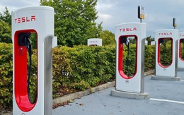 Tesla sắp chính thức chia sẻ hệ thống sạc siêu nhanh tại Mỹ, người mua xe VinFast tha hồ 'dùng ké'