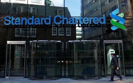 Chuyện gì đang xảy ra với Standard Chartered: Bị đồn sắp bán mình, giá từ 30 – 35 tỷ USD
