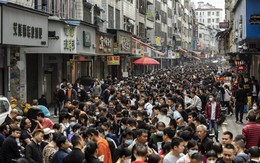 Trung Quốc: Giới chủ "van nài" công nhân trở lại, lo ngại mất lợi thế quan trọng vào tay láng giềng