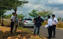 Tp.HCM: Theo chân nhà đầu tư tìm mua hàng “ngộp” bất động sản