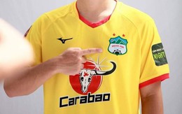 Bầu Đức và VPF đã có được tiếng nói chung cho V.League, áo cầu thủ HAGL "chi chít" logo nhãn hàng