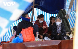 Dân chặn bãi rác Xuân Sơn: Hà Nội "làm tất cả có thể" để tháo gỡ vướng mắc