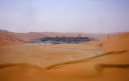 Ai cũng biết Ả Rập Saudi nổi tiếng vì dầu mỏ, nhưng đây là những cảnh khai thác mà ít người được tận mắt thấy