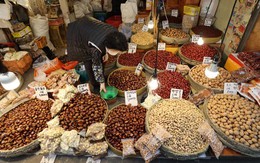 Người phụ nữ Việt kể chuyện đi chợ ngày Rằm tháng Giêng ở Hàn Quốc: Rất nhiều thứ để mua nhưng không thể thiếu món này