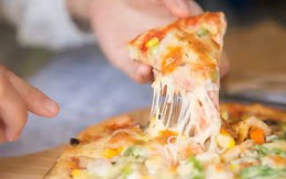 Giá cà chua tăng vọt, pizza tại một quốc gia buộc phải thay đổi công thức, trở thành "pizza trắng"