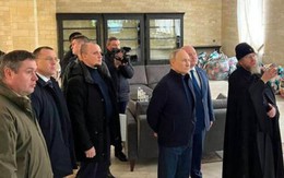 Không báo trước, Tổng thống Putin bất ngờ thăm vùng Donbass