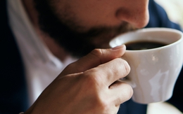 Thời điểm uống cà phê gây hại sức khỏe, tăng nguy cơ  'tàn phá' dạ dày