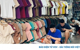 "Thủ phủ" thời trang lớn nhất Hà Nội ế ẩm chưa từng thấy