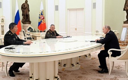Tổng thống Vladimir Putin gặp bộ trưởng quốc phòng Trung Quốc