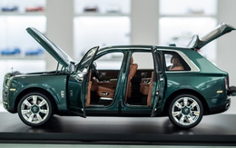 Nhập 2 mô hình Rolls-Royce Cullinan giá hơn 2 tỷ đồng đầu tiên Việt Nam, người bán chia sẻ: ‘Chỉ người có xe thật mới mua được’